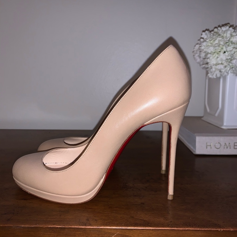 Christian Louboutin Veau Velours Simple 100